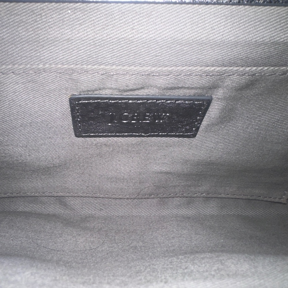 Women’s J. Crew Metallic Grey 100% Leather Pebble Clutch Wallet - Picture 5 of 8